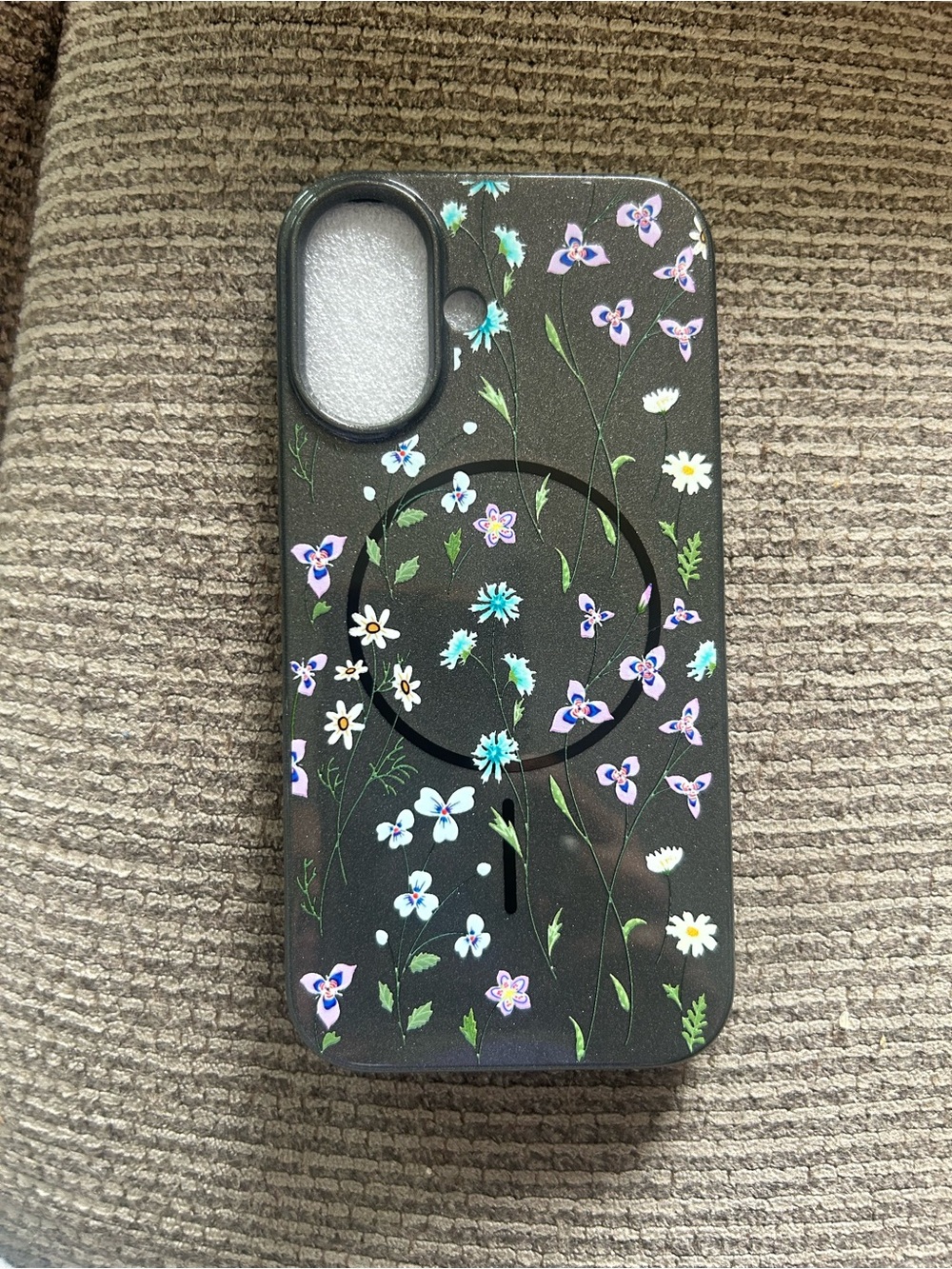 iphone 16 Floral Black Phone Case with MagSafe Compatibility
